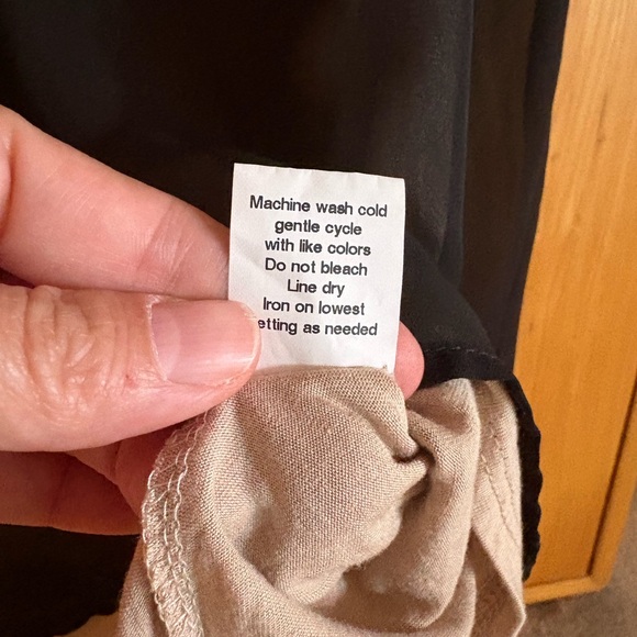 NY Collection Elegant Black Sheer Women's Top - Picture 6 of 7